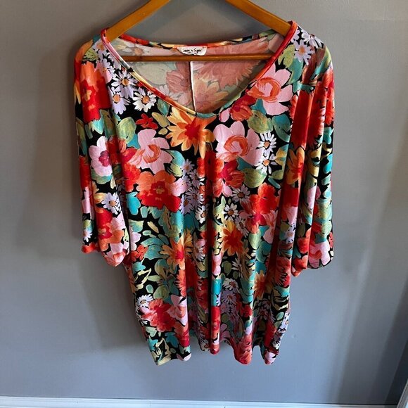 Cream & Sugar T-Shirt Floral Colourful Made in USA Plus Size 2X - Picture 2 of 8